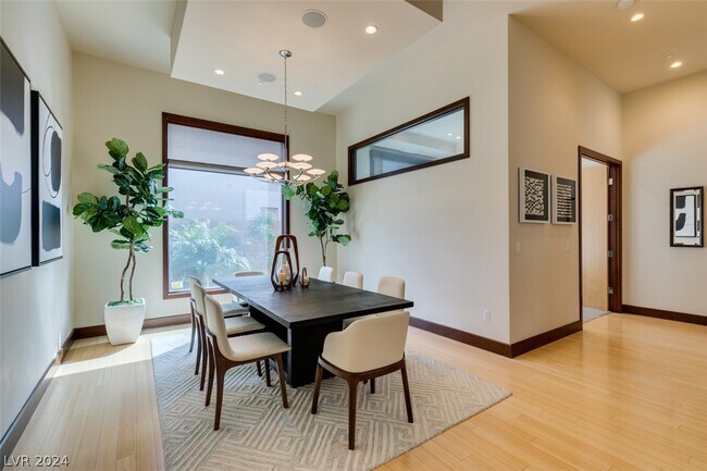 Building Photo - 483 Toucan Ridge Ct