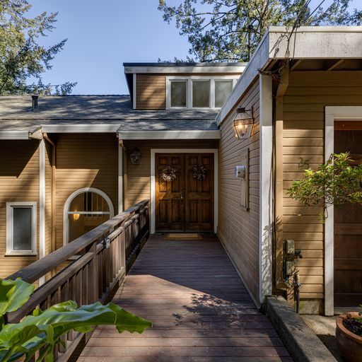 Building Photo - 25 Fir Ave