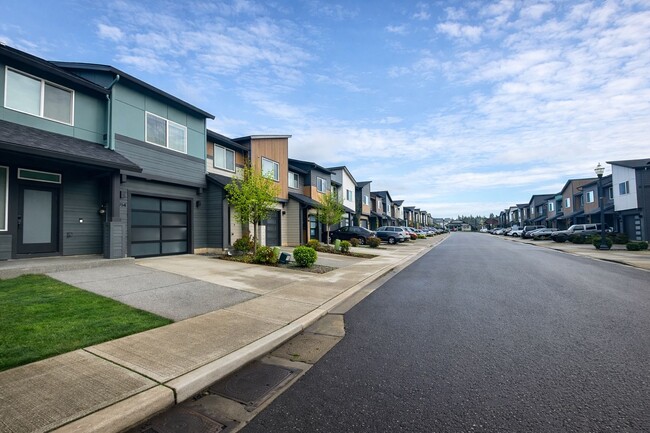 Building Photo - 11918 NE 108th St