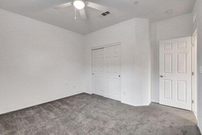 Building Photo - Beautiful Energy Star Home in Skye Hills