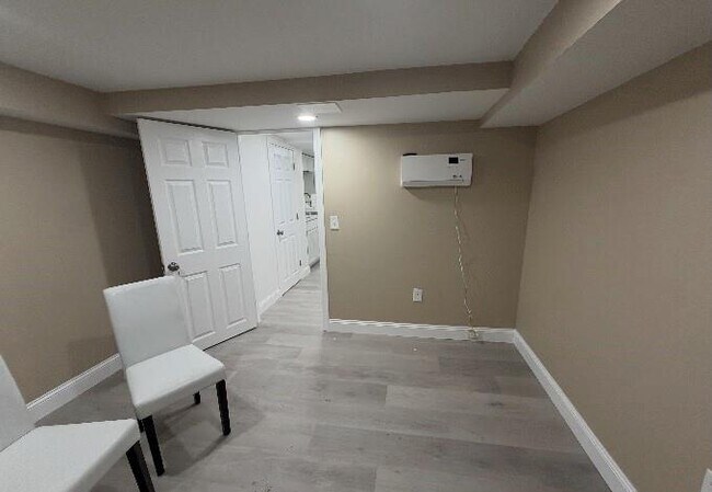 Building Photo - 30 Gaglione Ct