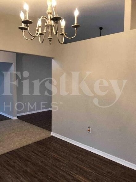 Building Photo - 6342 Hampton Pointe Cir