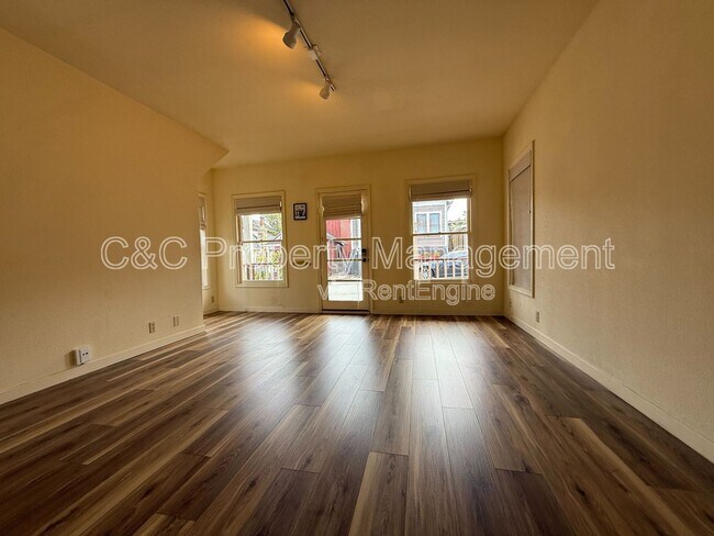 Building Photo - 138 17th St