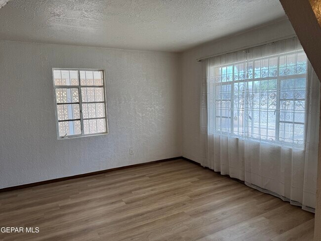 Building Photo - 9351 Carranza Dr