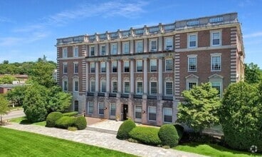 Building Photo - AVAILABLE July 1st, 2025! This Opportunity...