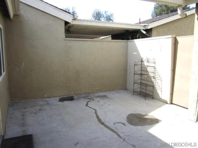 Building Photo - 7700 Parkway Dr