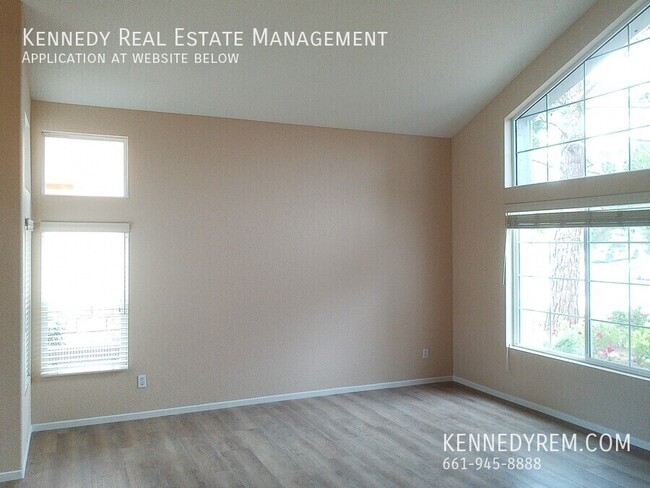 Building Photo - 4310 Portola Dr