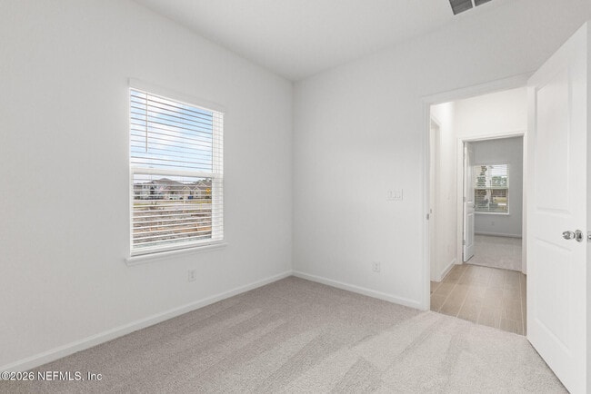 Building Photo - 122 Wrensong Pl