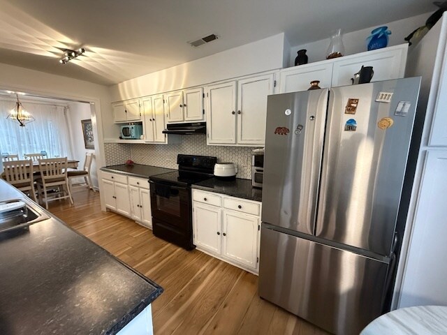 Building Photo - 2733 Crosswinds Dr