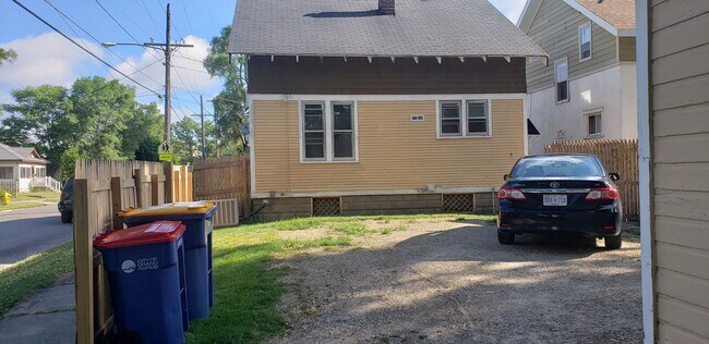 Building Photo - Charming, Comfortable And Convenient 2 Story Residential Home for Rent