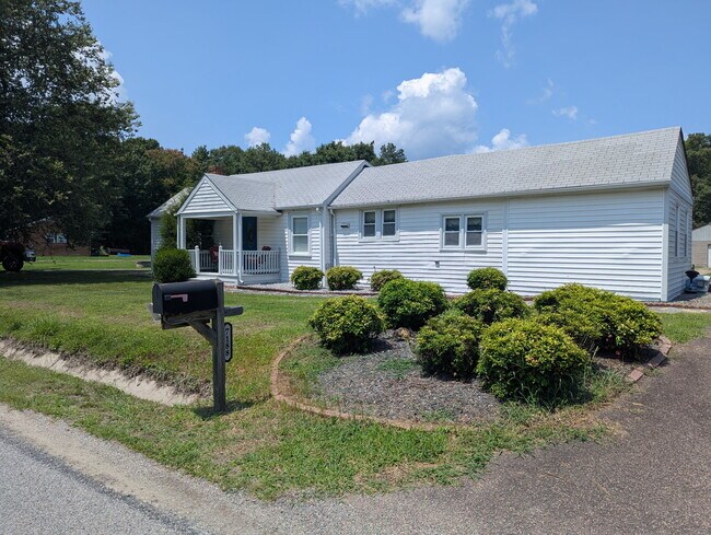Building Photo - 7188 Fire Ln
