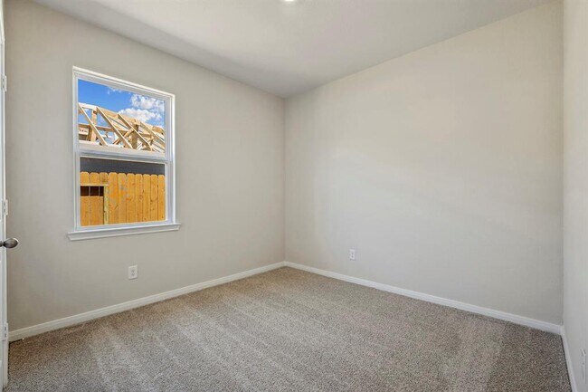 Building Photo - 10383 Red Cardinal Dr