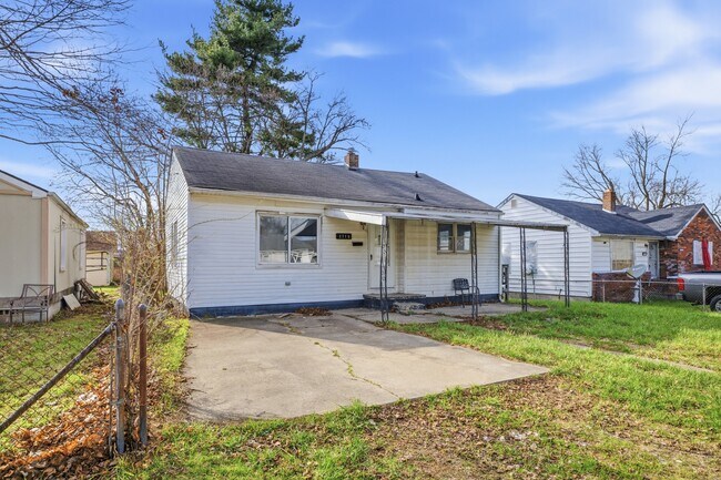 Building Photo - 2719 Dewey St