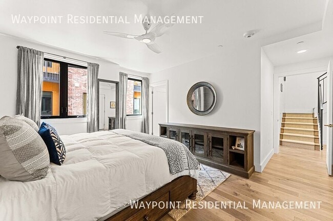 Building Photo - 611 S 8th St