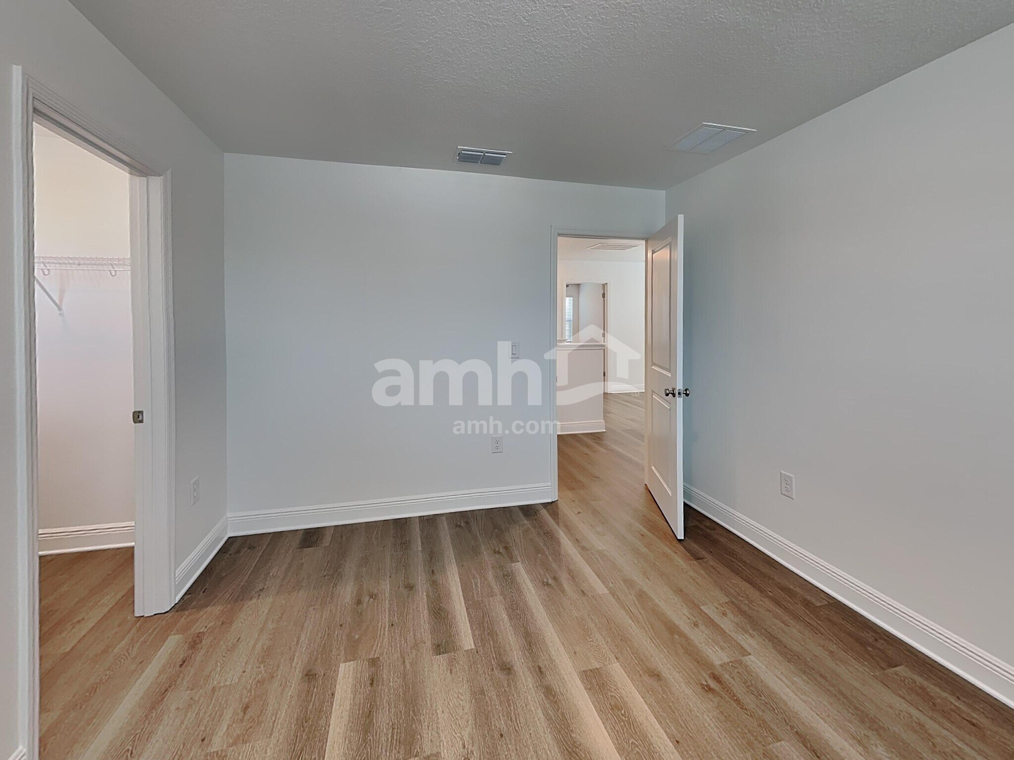 Building Photo - 14625 Cedar Trunk Ter