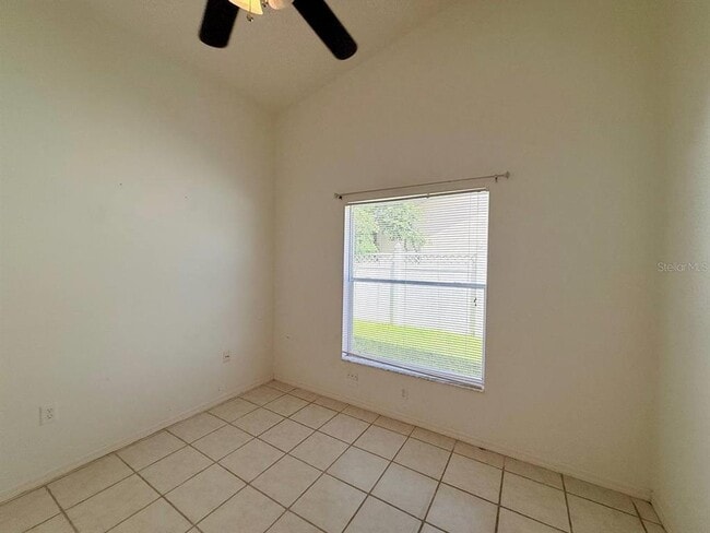 Building Photo - 4528 Dumont St