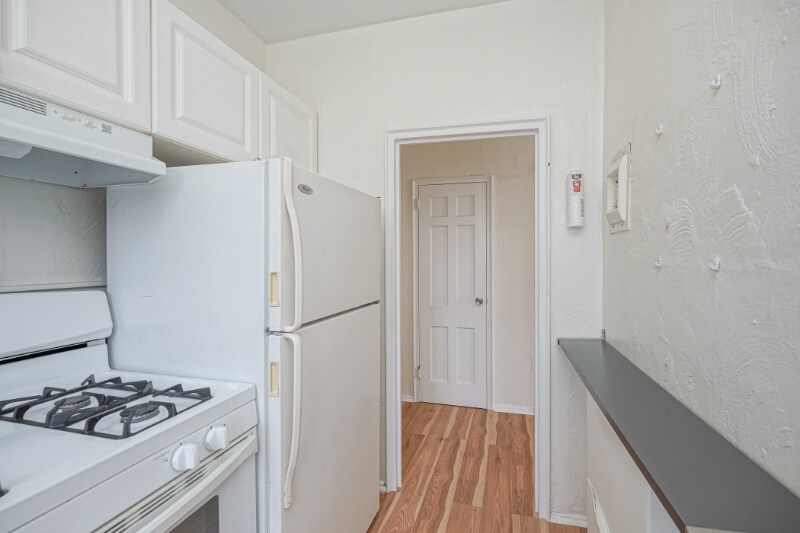 Building Photo - 671 Franklin Pl