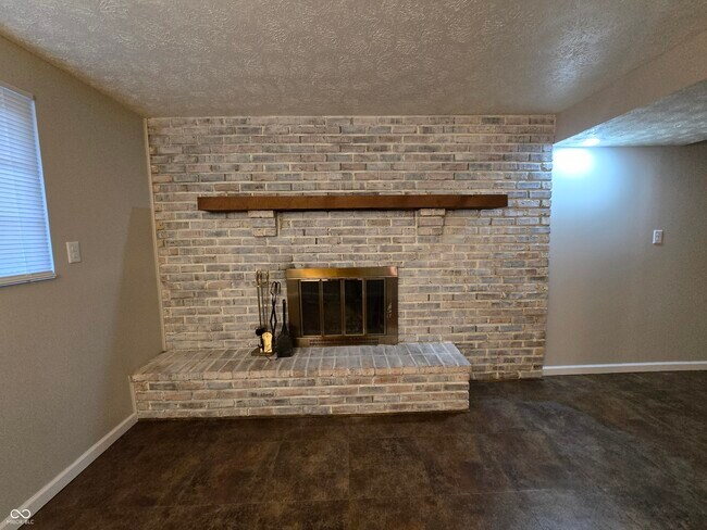 Building Photo - 7620 Snowflake Dr