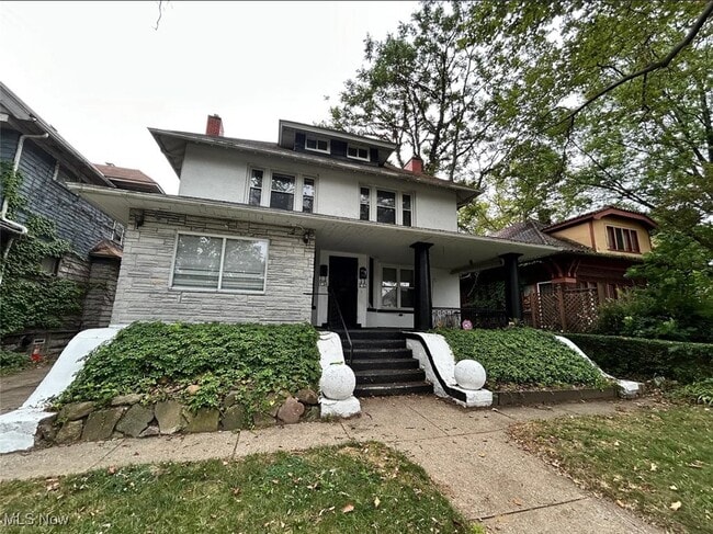 Primary Photo - 9104 Parkgate Ave