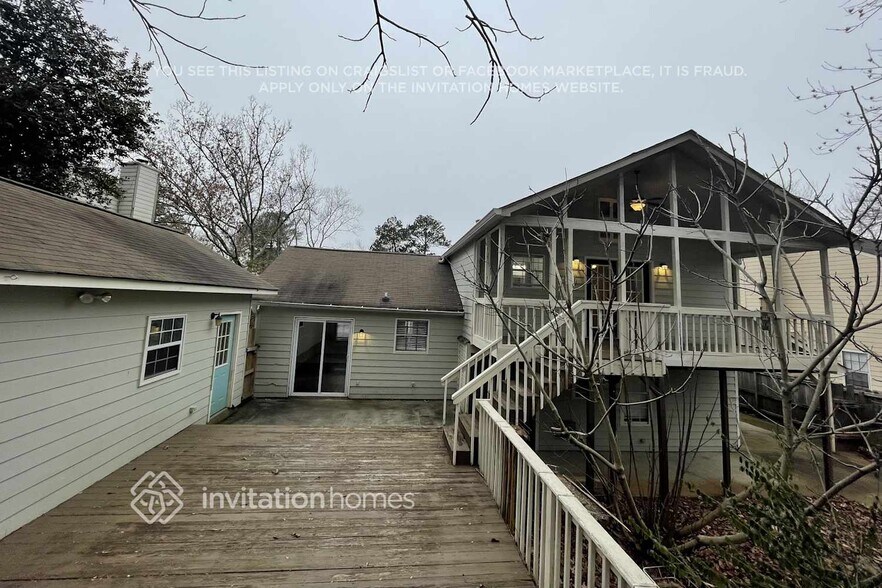 Building Photo - 4468 Highland Pl NE