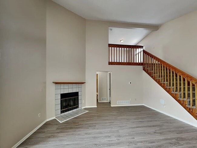 Building Photo - 17773 E Bethany Dr