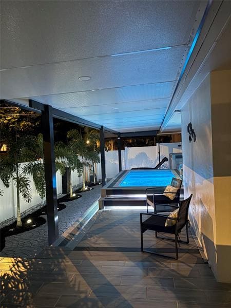 Building Photo - 751 Hollywood Blvd