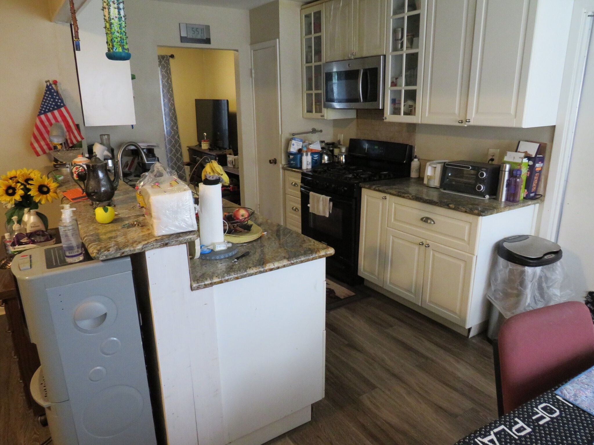 Building Photo - 4815 Sorrento