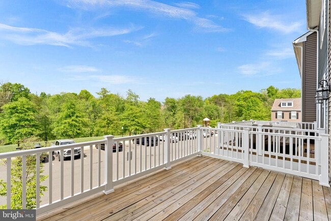 Building Photo - 15292 Westham Ct