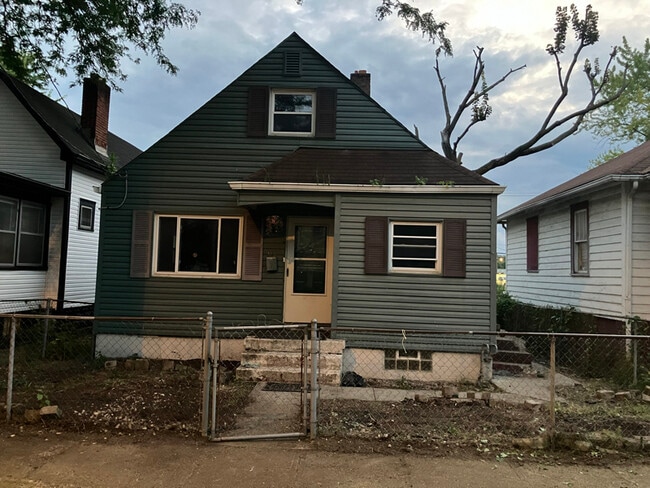 Building Photo - 63 Schultz Ave