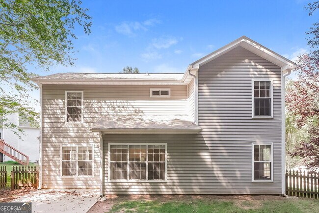 Building Photo - 23 Woodmere