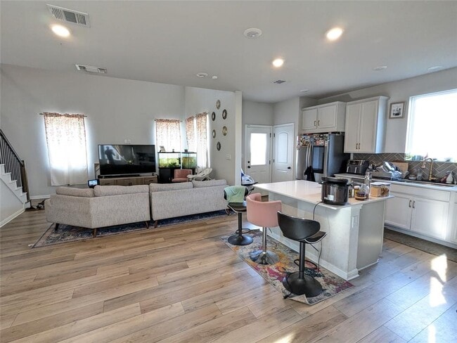 Building Photo - 2436 Danbury Ln