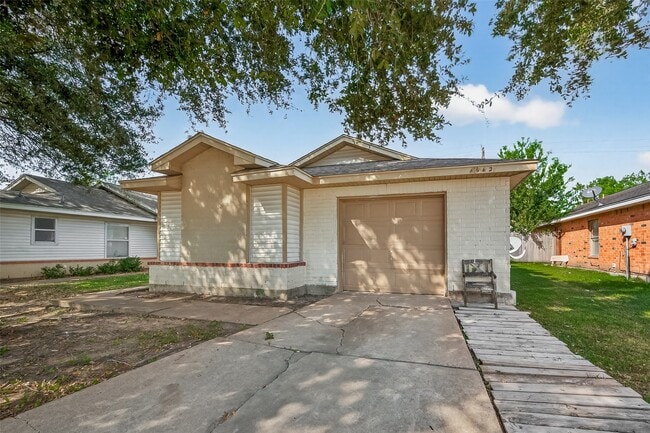 Building Photo - 4642 Callery Creek Dr