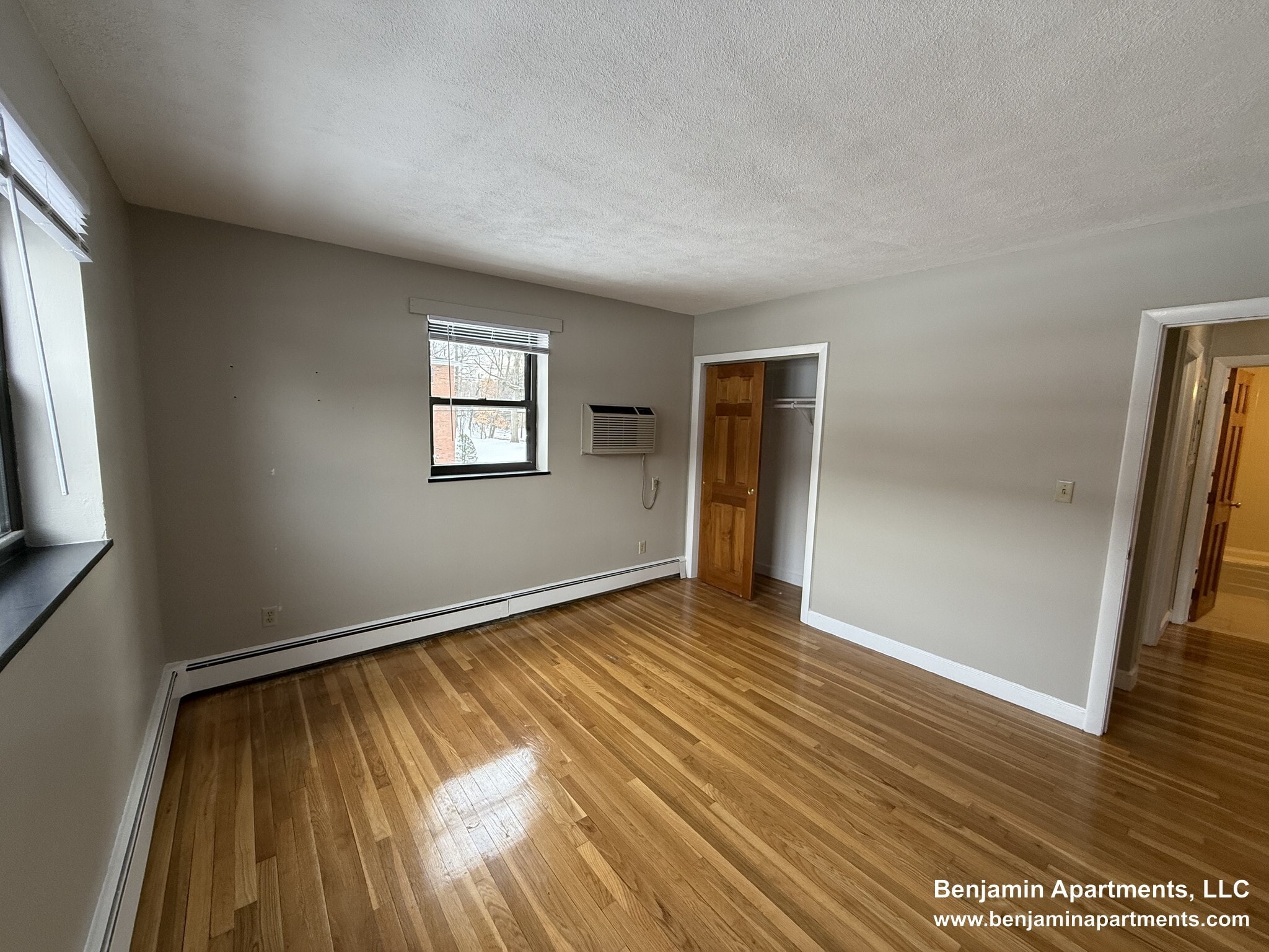 Building Photo - 268 Grove St