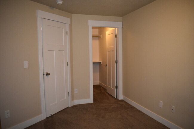 Building Photo - 11638 Winford Dr