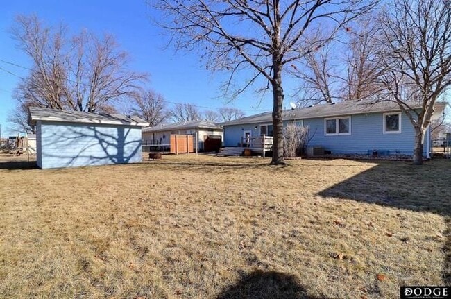 Building Photo - 2049 N Pearl St