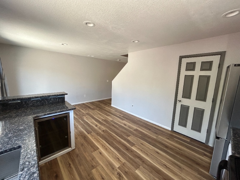 Building Photo - 10116 Fairfax Ct
