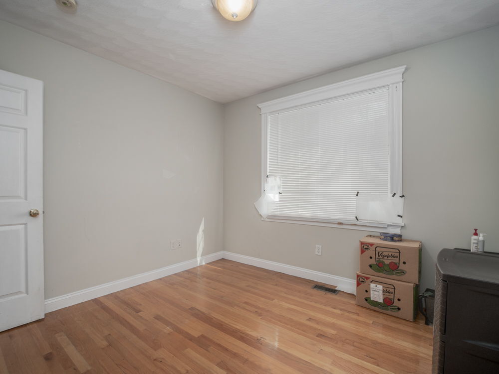 Building Photo - 145 Murdock St