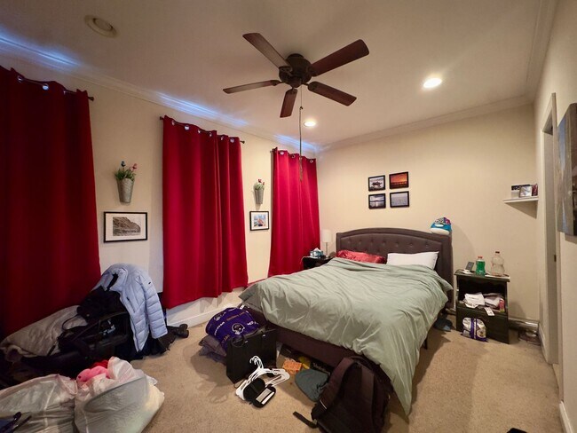 Building Photo - Charming 2 Bedroom/2 Bathroom Townhome near Patterson Park, Baltimore, MD!