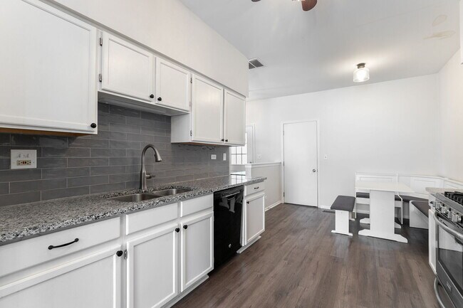 Building Photo - 17794 W Salisbury Dr