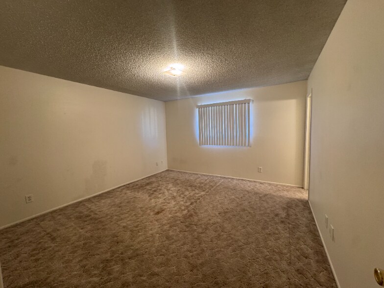 Building Photo - 4214 W Frier Dr