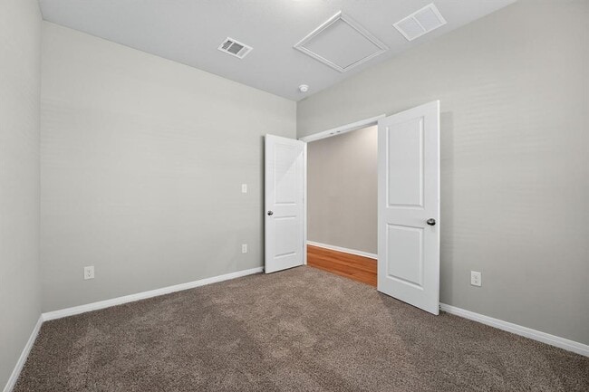 Building Photo - 17801 Prairie Land Wy