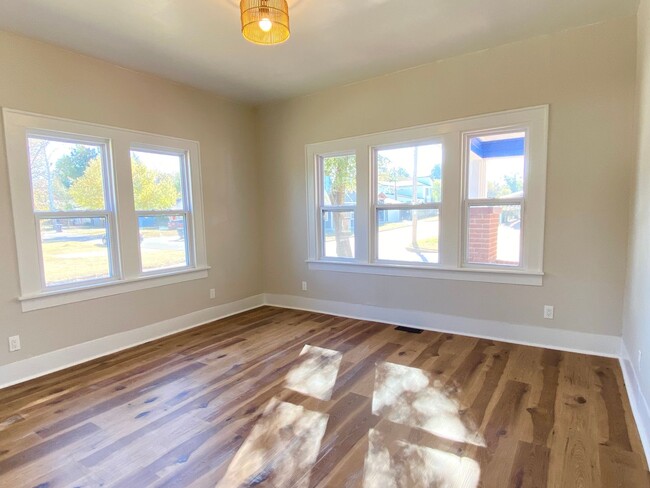 Building Photo - Great 2 Bed, 1 Bath Home in OKC!