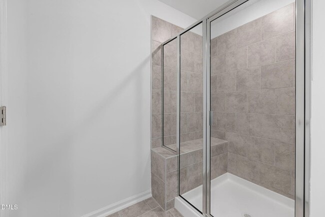 Building Photo - 421 Deep Oak Dr