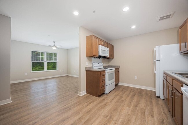 Building Photo - Broadleigh Lofts