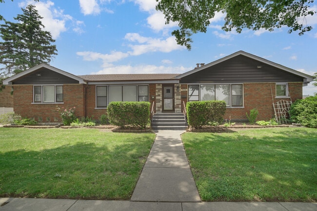 Primary Photo - 9600 Kilpatrick Ave