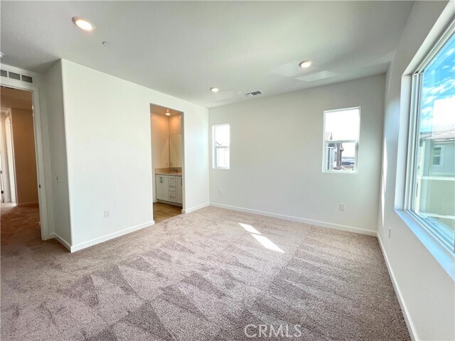 Building Photo - 2539 Dorris St
