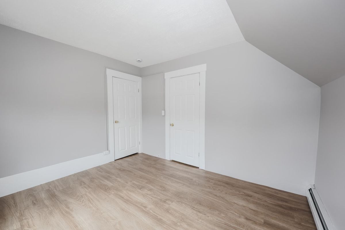 Building Photo - 2 Gamache