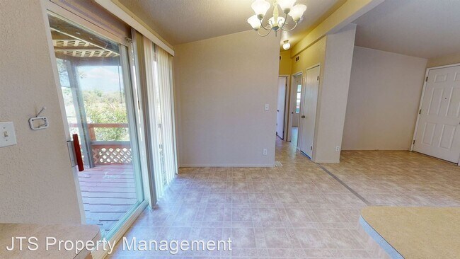 Building Photo - 3 br, 2 bath House - 2410 Central Avenue