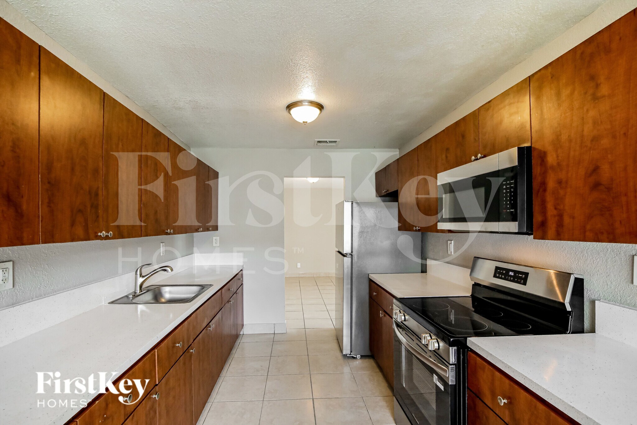 Building Photo - 3333 NW 32nd Ct