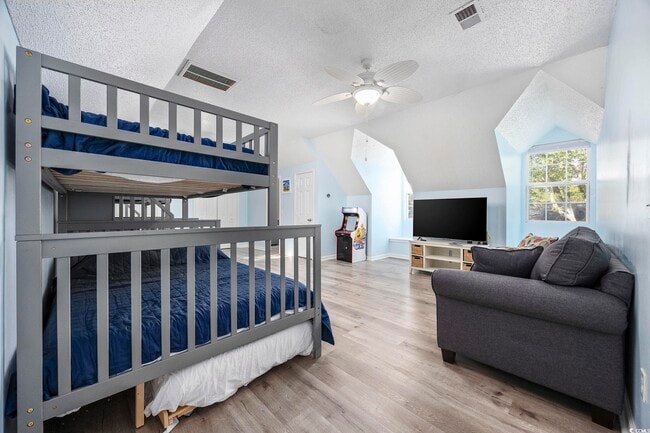 Building Photo - 9580 Maison Ct